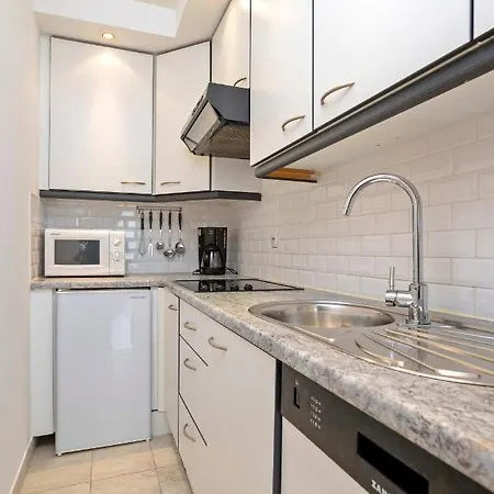 Neptunus 5b6 アパート *